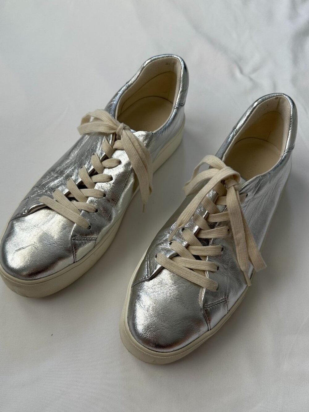 Vince Silver Leather Platform Sneakers Sz 8.5